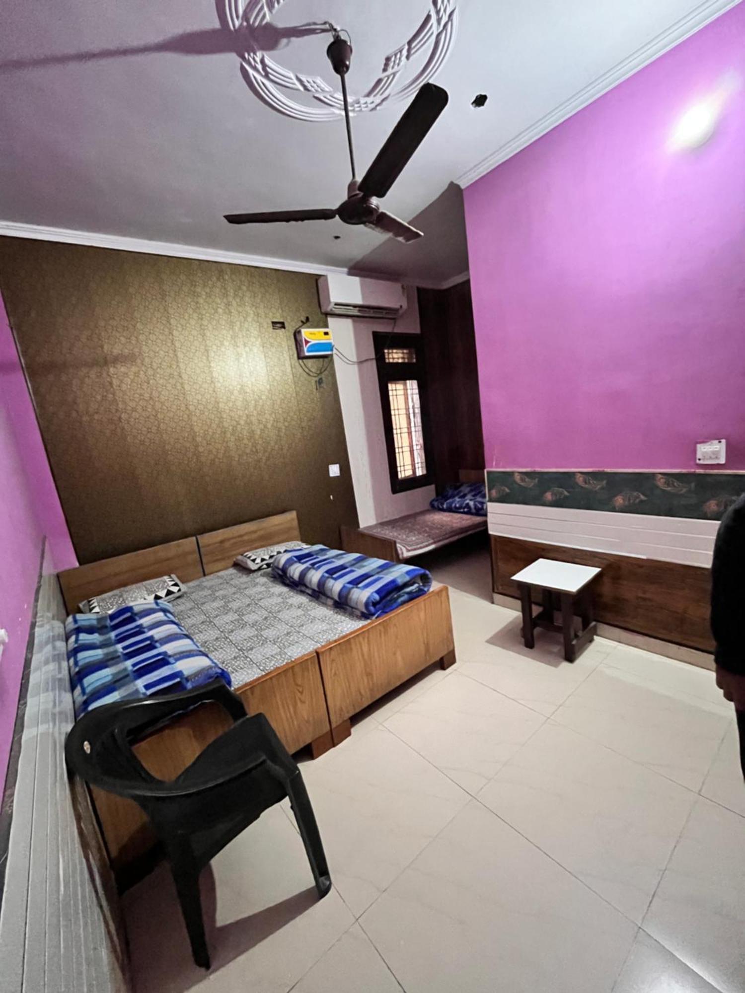 Hotel Pushpanjali Haldwāni Exterior photo