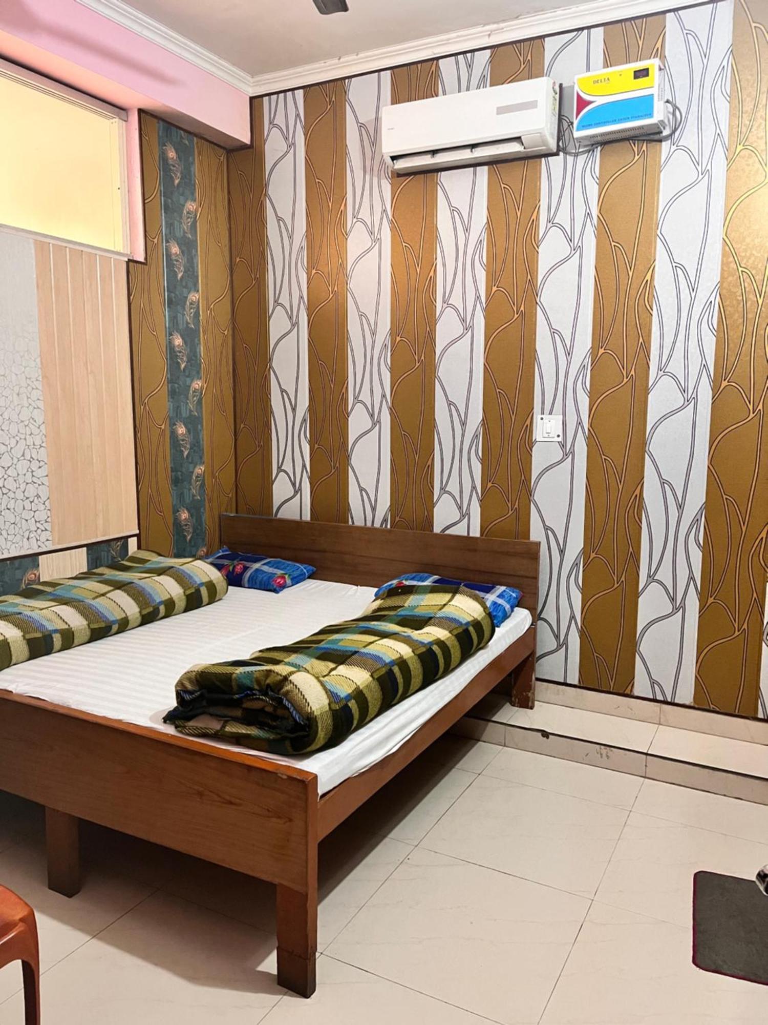 Hotel Pushpanjali Haldwāni Exterior photo