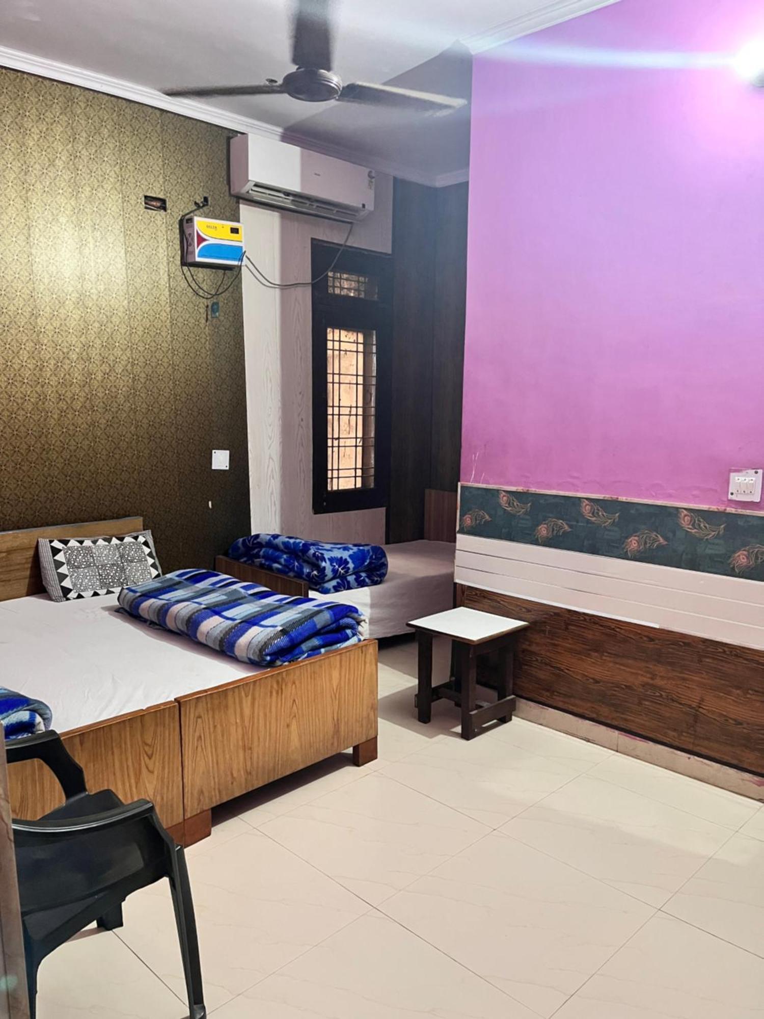 Hotel Pushpanjali Haldwāni Exterior photo